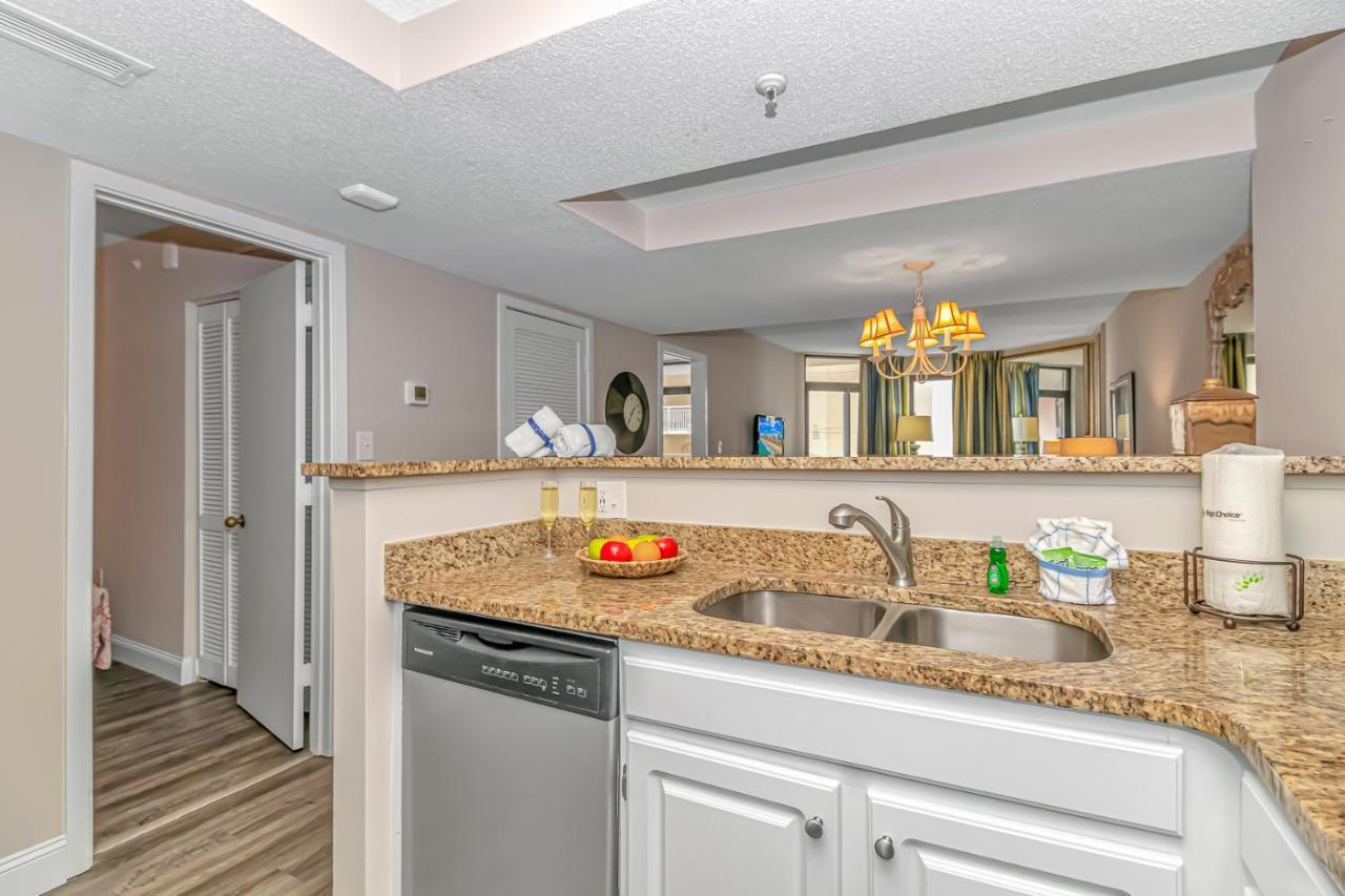 Beach Colony Ocean View Condo - 2 Bedroom, 2 Bath - Perfect For 8! マートルビーチ エクステリア 写真