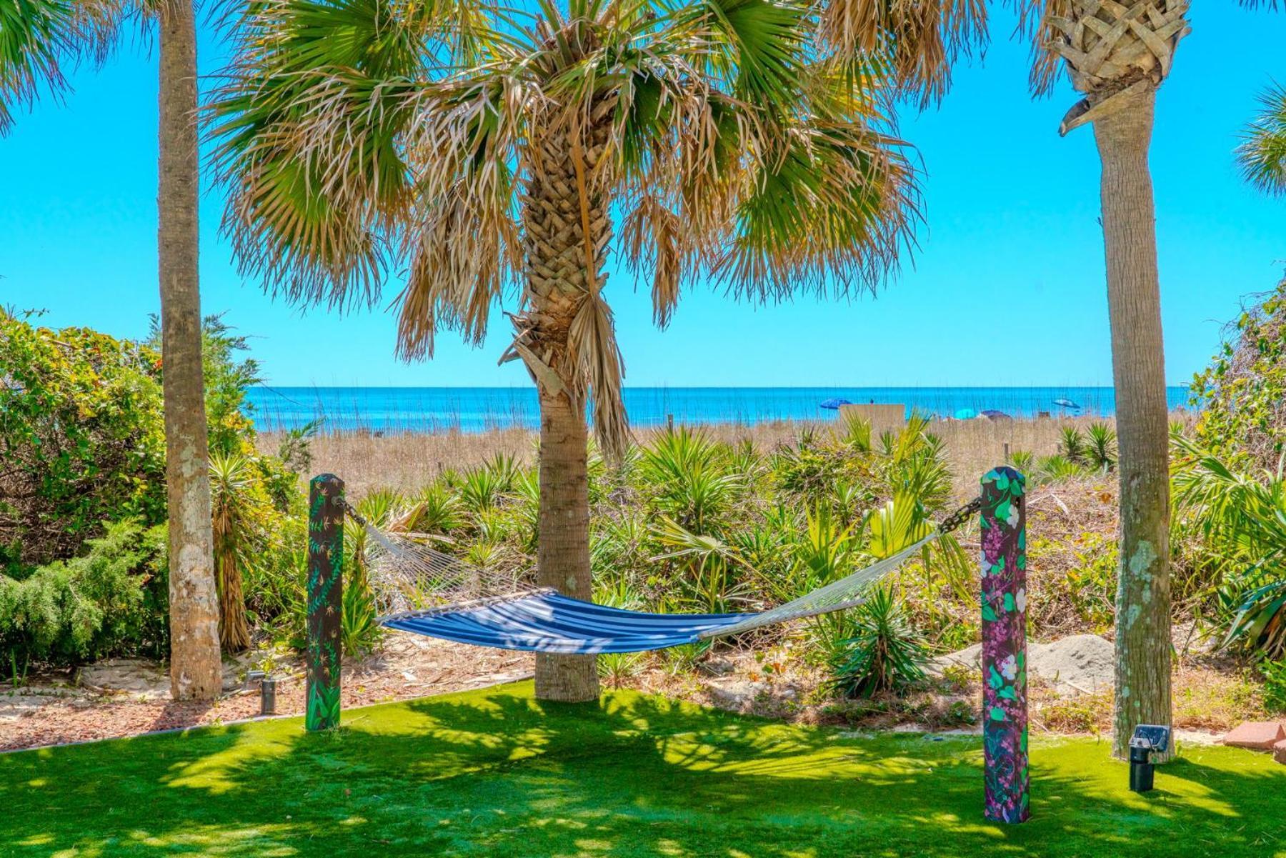 Beach Colony Ocean View Condo - 2 Bedroom, 2 Bath - Perfect For 8! マートルビーチ エクステリア 写真